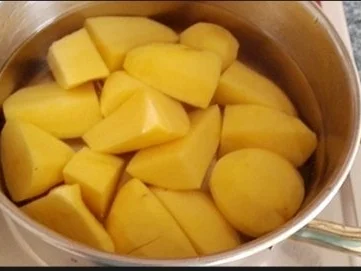 Rezept: Langsam geschmorte Rippchen mit eigenem Bratensaft nappiert Bild Nr. 23 Langsam geschmorte Rippchen mit eigenem Bratensaft nappiert - Rezept - Bild Nr. 23