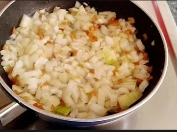 Rezept: Langsam geschmorte Rippchen mit eigenem Bratensaft nappiert Bild Nr. 25 Langsam geschmorte Rippchen mit eigenem Bratensaft nappiert - Rezept - Bild Nr. 25