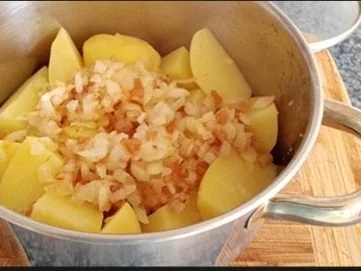 Rezept: Langsam geschmorte Rippchen mit eigenem Bratensaft nappiert Bild Nr. 27 Langsam geschmorte Rippchen mit eigenem Bratensaft nappiert - Rezept - Bild Nr. 27