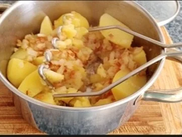 Rezept: Langsam geschmorte Rippchen mit eigenem Bratensaft nappiert Bild Nr. 28 Langsam geschmorte Rippchen mit eigenem Bratensaft nappiert - Rezept - Bild Nr. 28