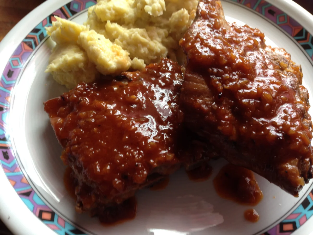 Rezept: Langsam geschmorte Rippchen mit eigenem Bratensaft nappiert Bild Nr. 24 Langsam geschmorte Rippchen mit eigenem Bratensaft nappiert - Rezept - Bild Nr. 24