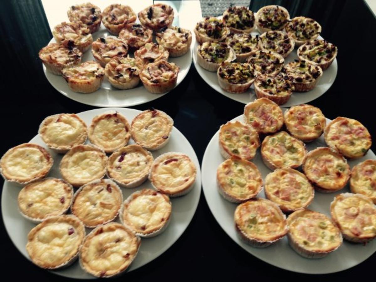 Mini-Quiches mit karamellisierten Zwiebeln und Ziegenkäse - Rezept - Bild Nr. 2