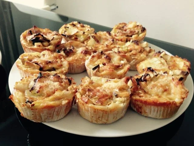 Mini-Quiches mit Kräuterseitlingen und Spitzkohl - Rezept