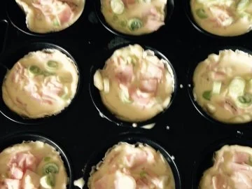 Mini-Quiches mit Kochschinken und Frühlingszwiebeln - Rezept - Bild Nr. 6