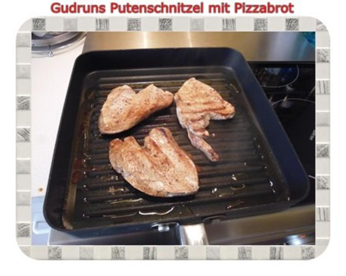 Fleisch: Mariniertes Putenschnitzel mit Pizzabrot - Rezept - Bild Nr. 6