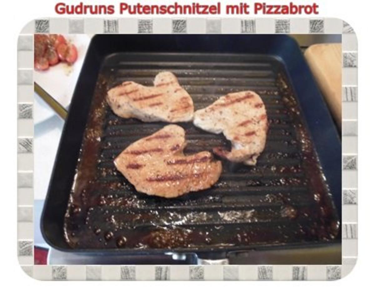 Fleisch: Mariniertes Putenschnitzel mit Pizzabrot - Rezept - Bild Nr. 7