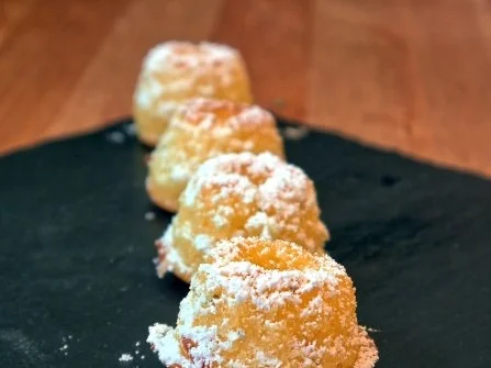 Rezept: Zitronen-Holunderblüten-Guglhüpfer Bild Nr. 11 Zitronen-Holunderblüten-Guglhüpfer - Rezept - Bild Nr. 11