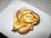 Blätterteig-Apfelröschen mit Aprikosenkonfitüre - Rezept