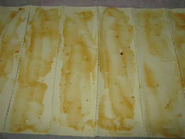 Blätterteig-Apfelröschen mit Aprikosenkonfitüre - Rezept - Bild Nr. 3