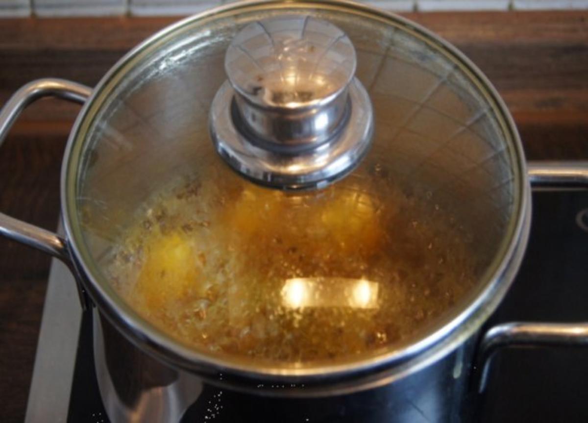Paprikagemüse mit Puten-Ministeaks und gelben Kartoffeln - Rezept - Bild Nr. 10