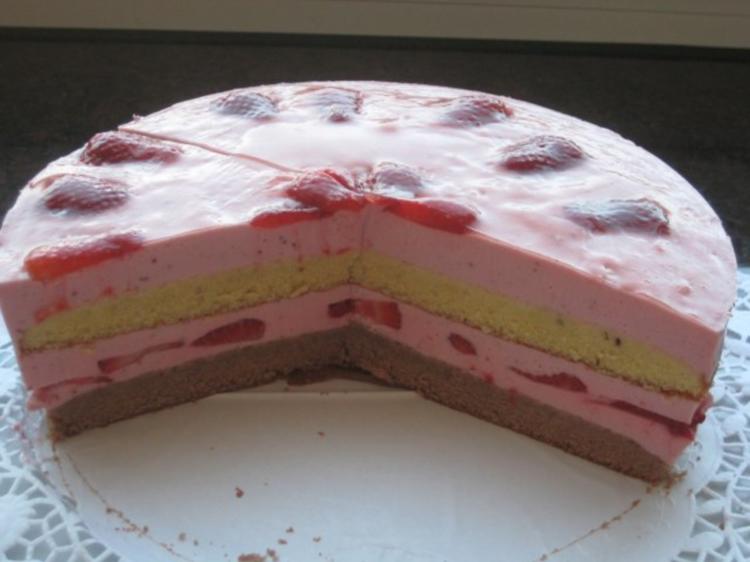 Erdbeercreme Torte - einfach - von strammermax