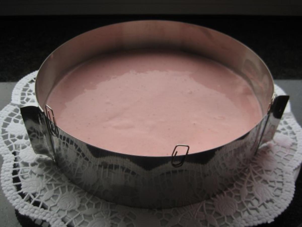 Erdbeercreme Torte - Rezept - Bild Nr. 11