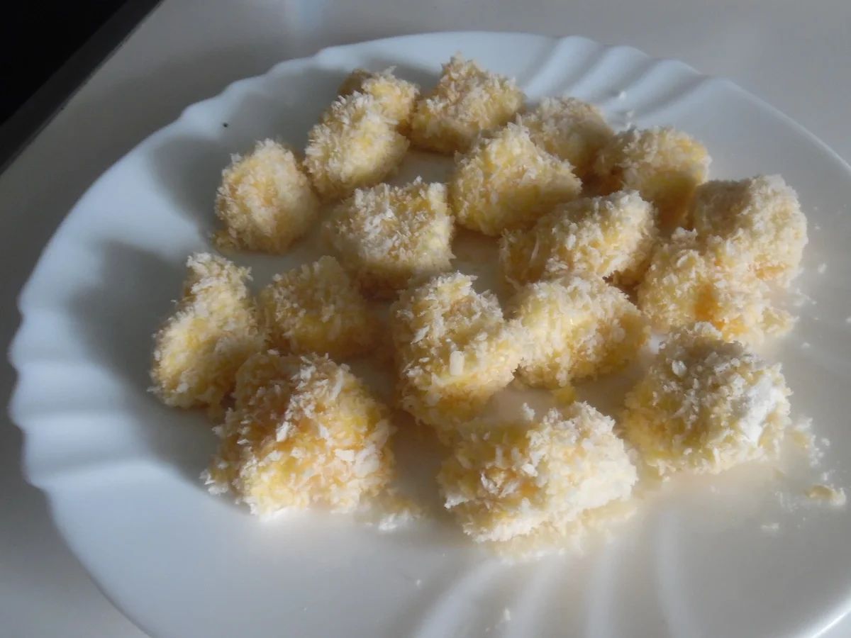 Kürbis-Orangen-Suppe mit Minzöl und Mozzarella-Spieß - Rezept - Bild Nr. 101