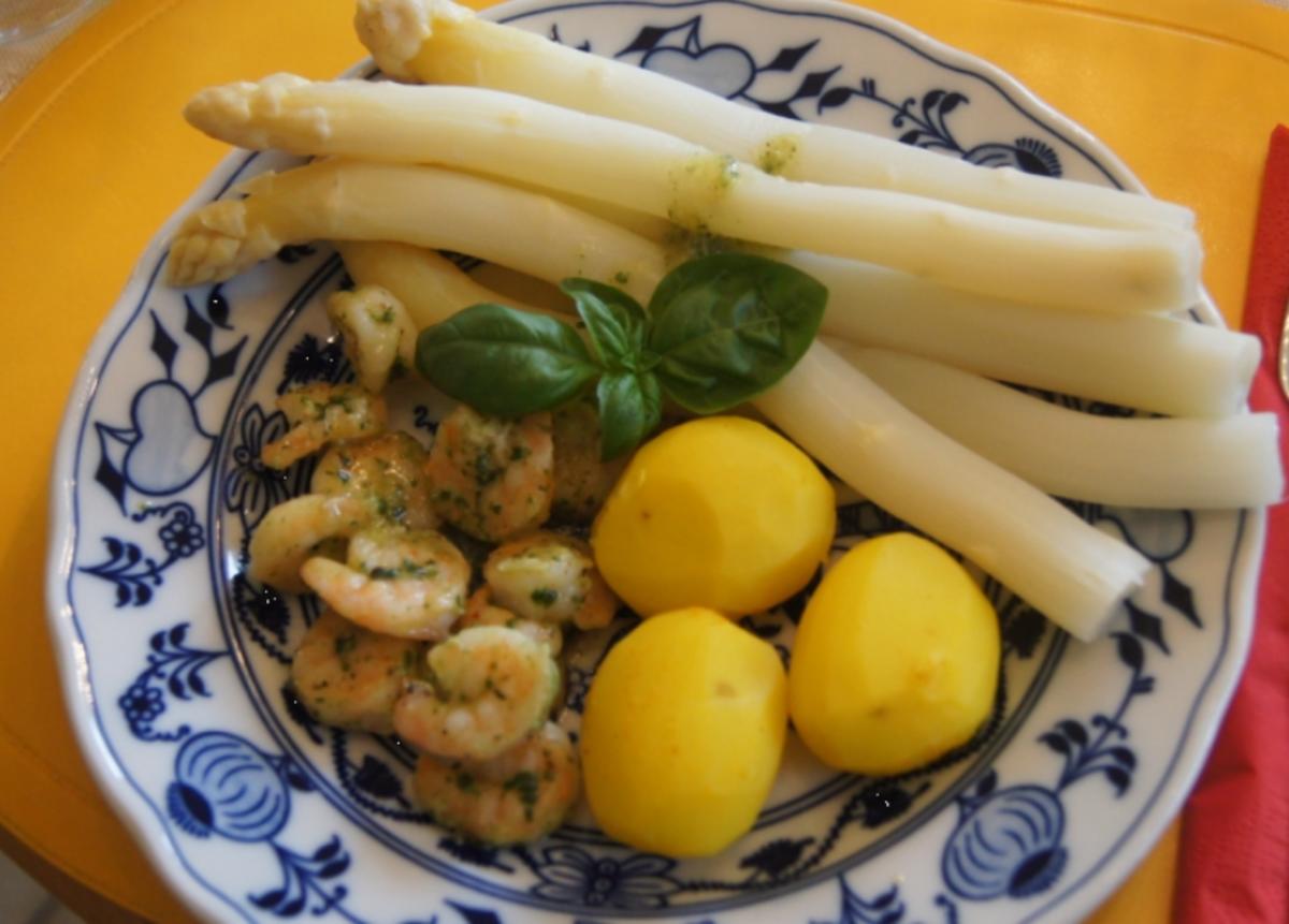 Spargel mit Riesengarnelenschwänzen und Currykartoffeln - Rezept - Bild Nr. 32