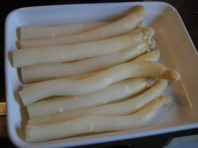 Rezept: Spargel mit Riesengarnelenschwänzen und Currykartoffeln Bild Nr. 36 Spargel mit Riesengarnelenschwänzen und Currykartoffeln - Rezept - Bild Nr. 36