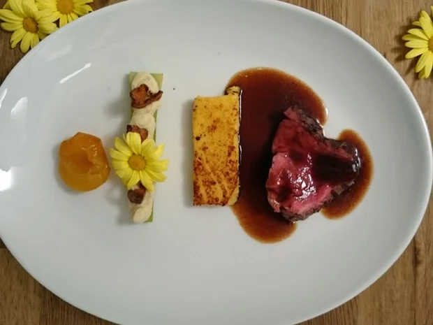 Rinderfilet im Sägemehl mit Selleriepüree und Polenta - Rezept - Bild Nr. 77