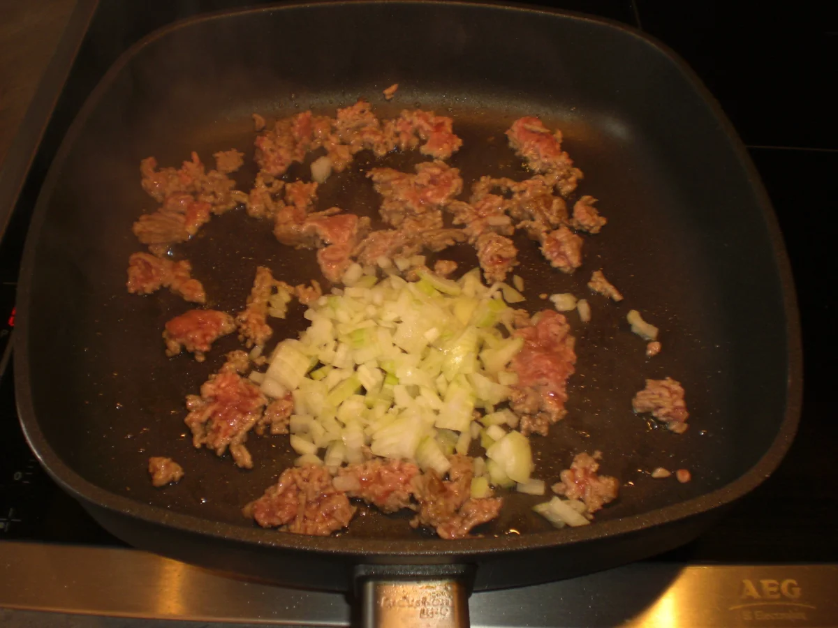 Rezept: Hackfleisch-Champignon-Pfännchen Bild Nr. 91 Hackfleisch-Champignon-Pfännchen - Rezept - Bild Nr. 91