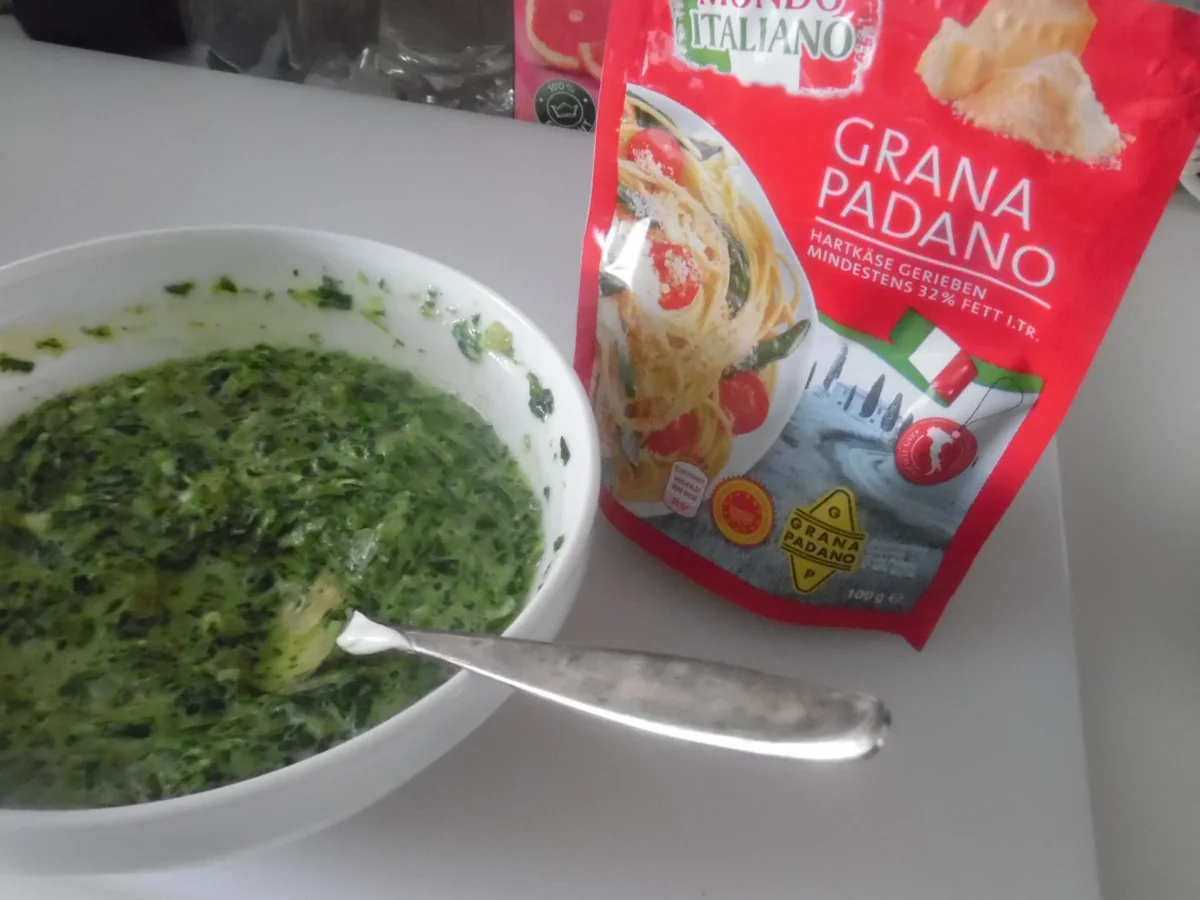 Rezept: Bunte Maultaschen mit roten, geschmelzten Zwiebeln Bild Nr. 89 Bunte Maultaschen mit roten, geschmelzten Zwiebeln - Rezept - Bild Nr. 89