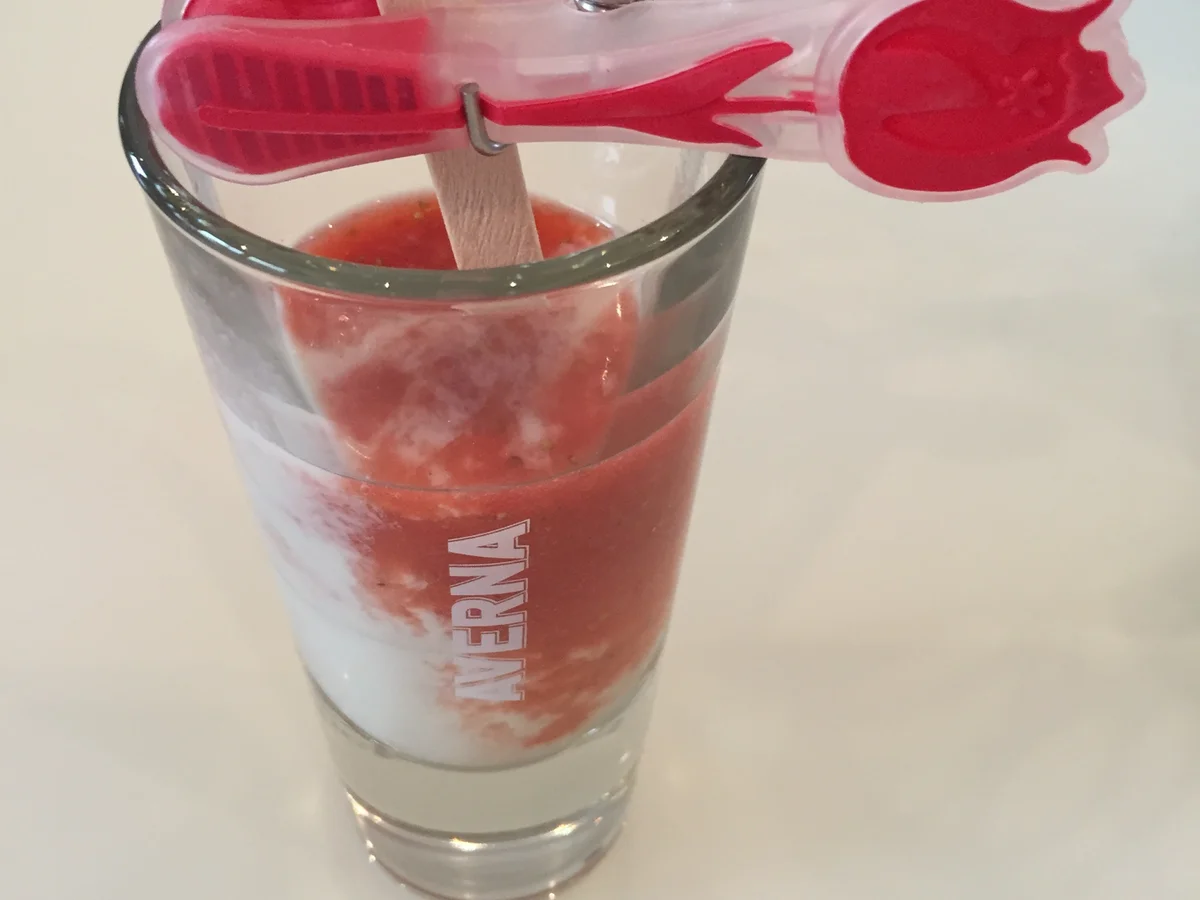 Rezept: Erdbeer-/Kokoseis am Stiel Bild Nr. 51 Erdbeer-/Kokoseis am Stiel - Rezept - Bild Nr. 51