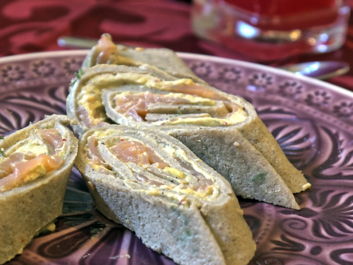 Rezept: Avocado-Lachs-Röllchen Bild Nr. 75 Avocado-Lachs-Röllchen - Rezept - Bild Nr. 75