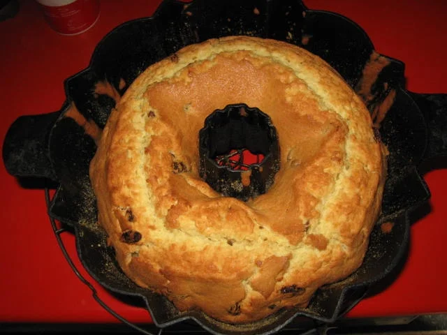 Gugelhupf mit Sultaninen und Eierlikör - Rezept - Bild Nr. 88