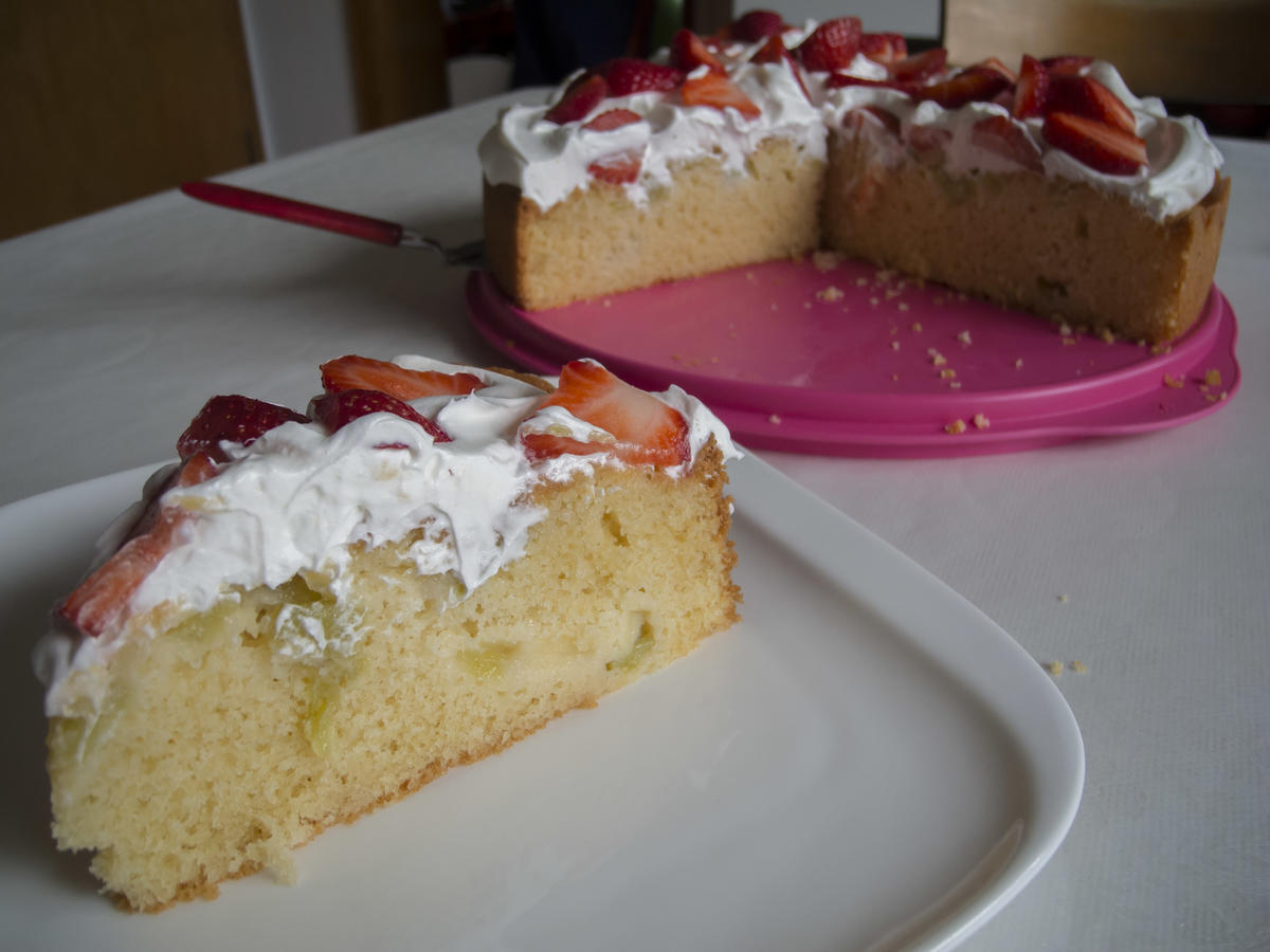 Kuchen: Rhabarber-Kuchen mit Holunderblütensirup - Rezept - Bild Nr. 93