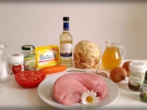 Saftiger Kalbsbraten mit Kartoffelklöße in einer feinen Bratensauce - Rezept - Bild Nr. 94