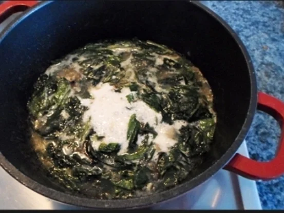 Rezept: Cremige Bärlauch -Mangold-Suppe Bild Nr. 101 Cremige Bärlauch -Mangold-Suppe - Rezept - Bild Nr. 101