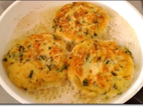 Kartoffel-Mangold  Frikadellen  an Mangold-Tomaten Salat - Rezept - Bild Nr. 94