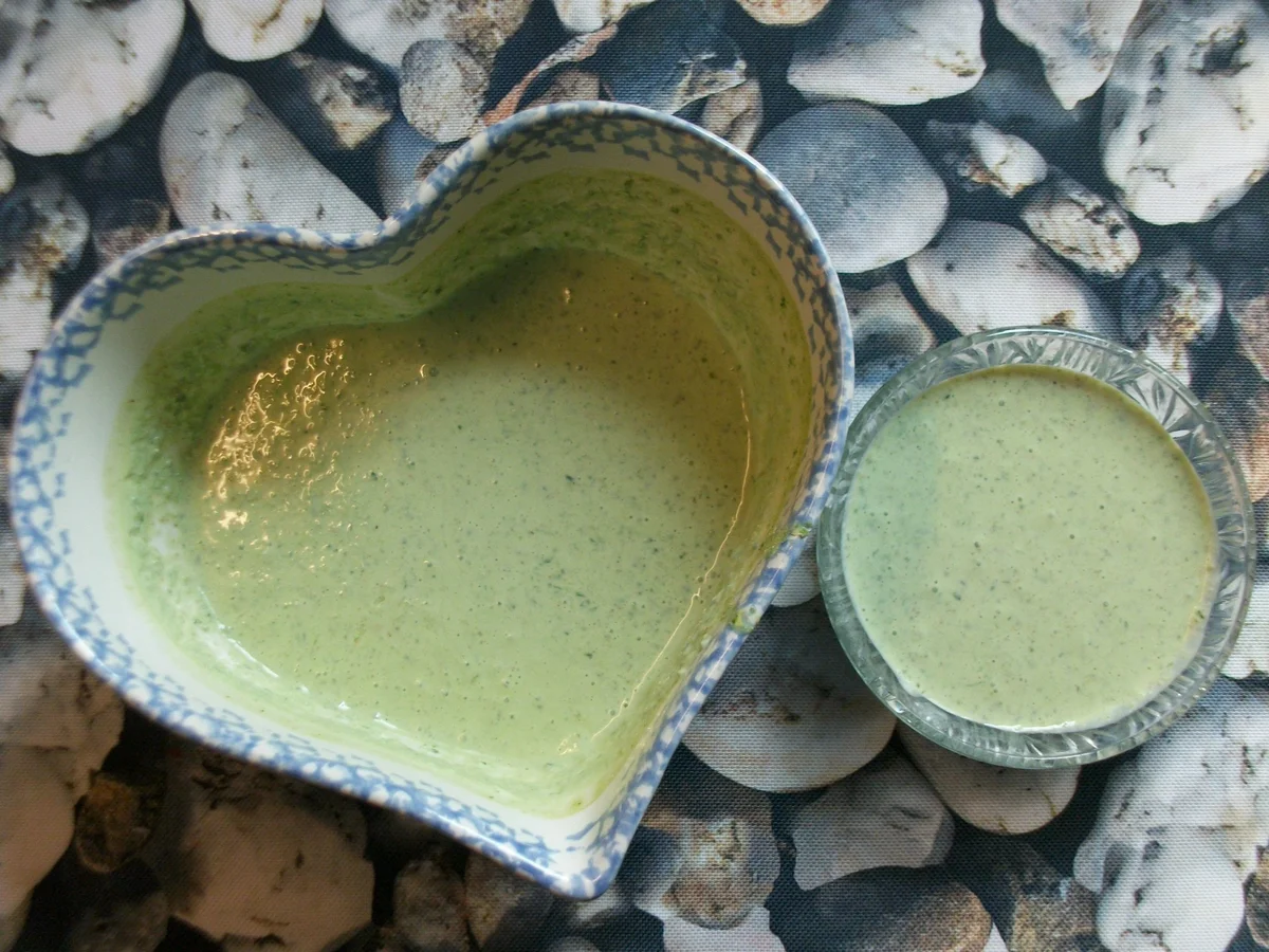 Rezept: Bärlauch-Joghurt Bild Nr. 50 Bärlauch-Joghurt - Rezept - Bild Nr. 50