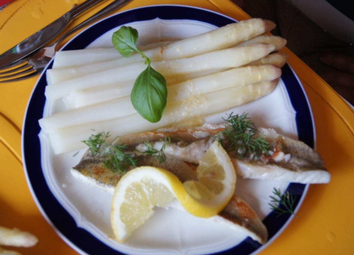 Bilder für Spargel mit Zanderfilets - Rezept