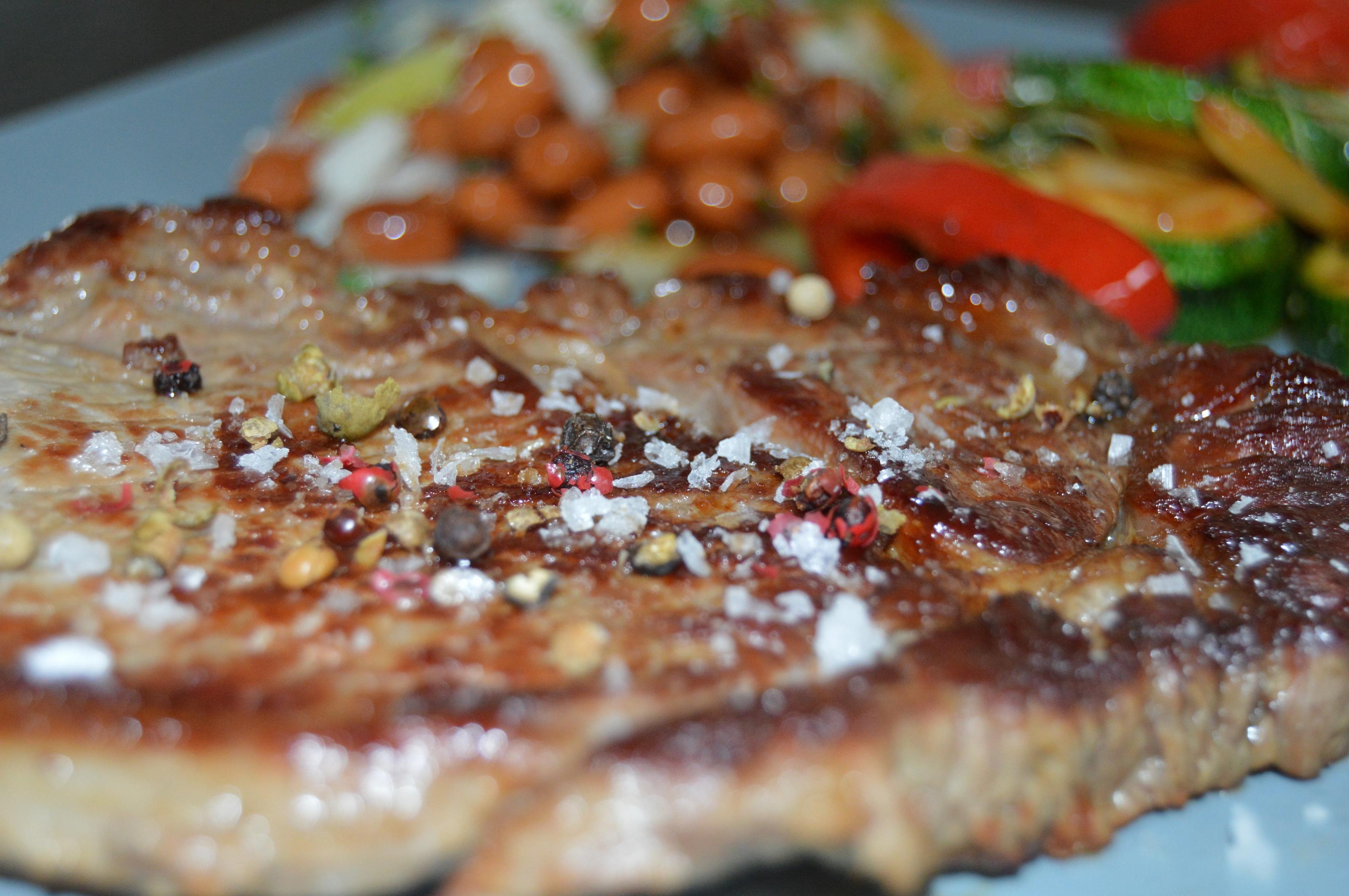 Ribeye Steak mit Bärlauchgemüse aus der Pfanne und braunen Bohnen -
Rezept Von Einsendungen dogeckhard