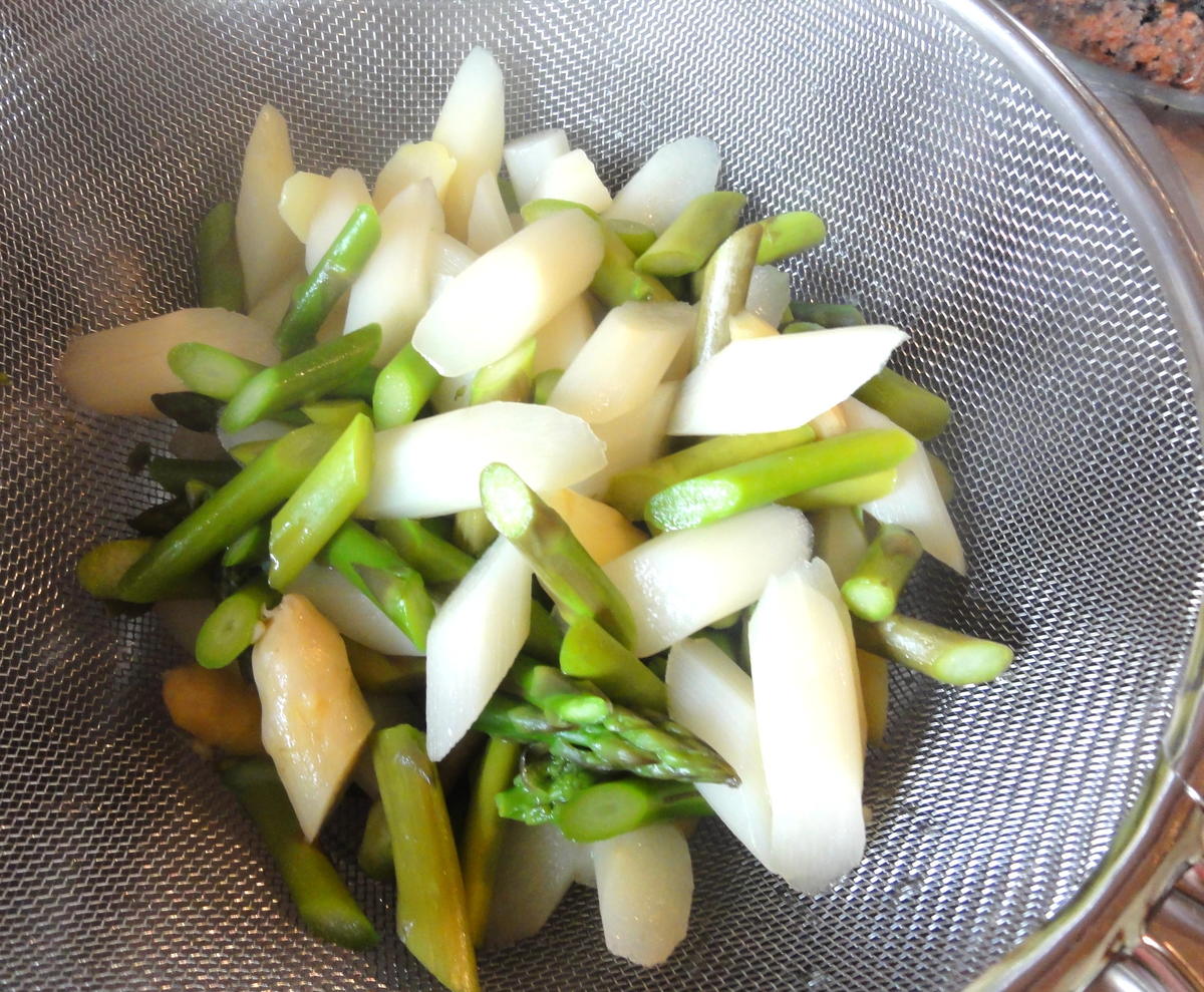 Salatbar:   weißgrüner SPARGELSALAT - Rezept - Bild Nr. 72