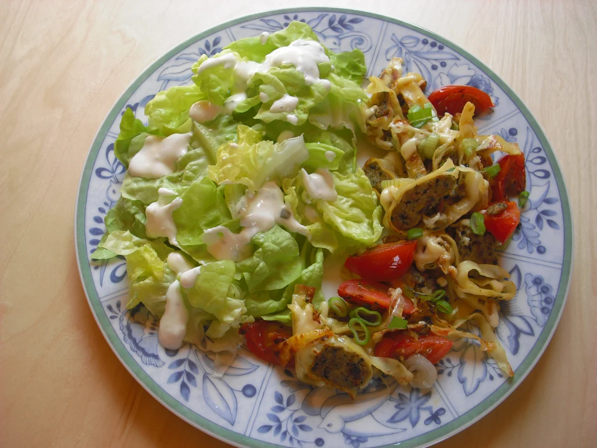 Rezept: Geröstete Maultaschen mit Grilltomaten und Käse Bild Nr. 71 Geröstete Maultaschen mit Grilltomaten und Käse - Rezept - Bild Nr. 71