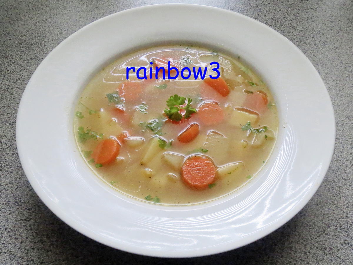 Kochen: Einfache Gemüsesuppe - Rezept mit Bild - kochbar.de