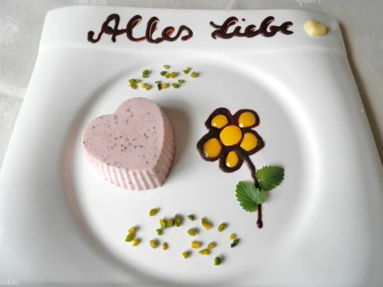 Rezept: Erdbeer Panna Cotta mit Mangosauce ... Bild Nr. 18 Erdbeer Panna Cotta mit Mangosauce ... - Rezept - Bild Nr. 18