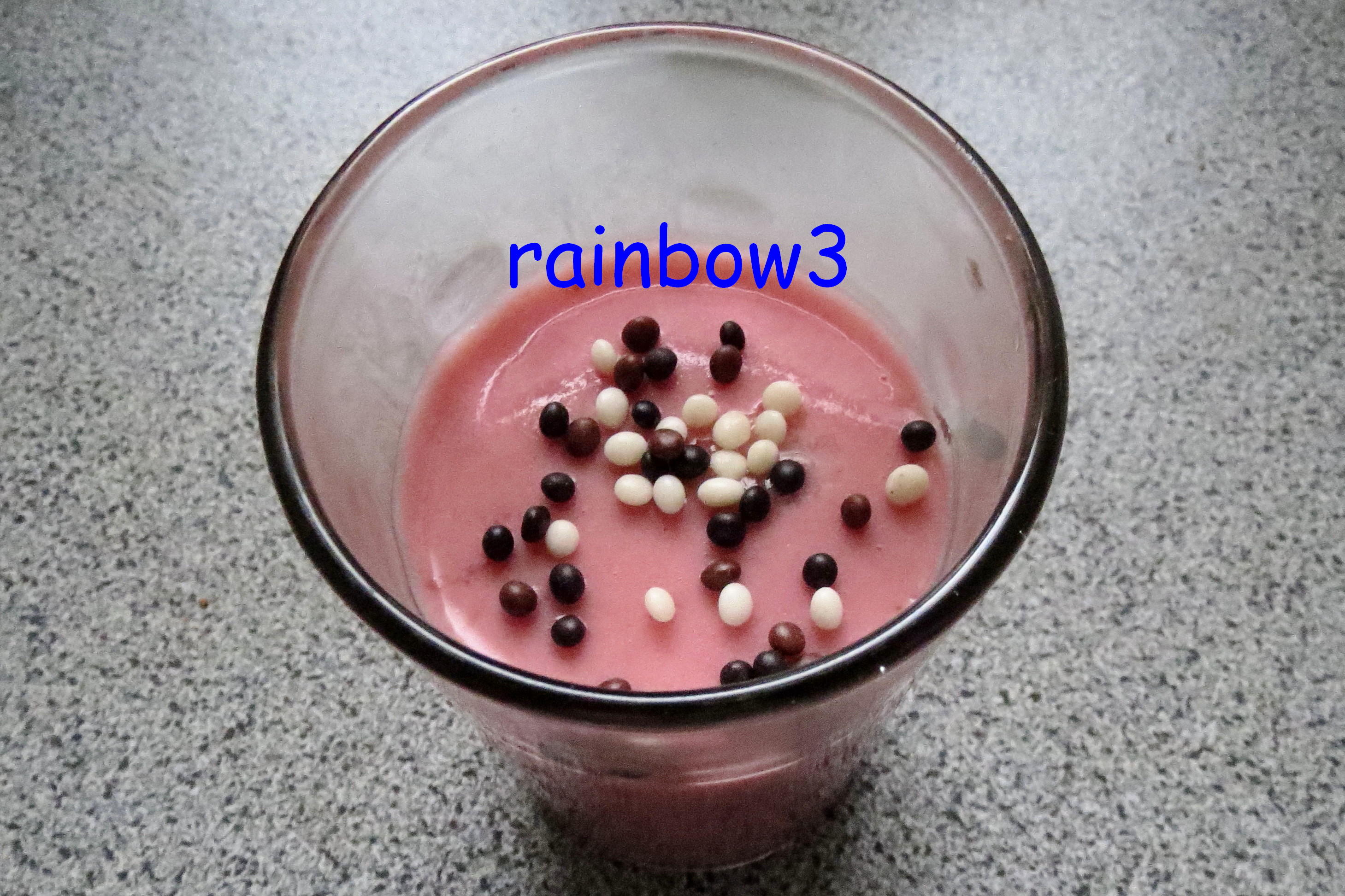 Bilder für Dessert: Erdbeer - Joghurt - Panna Cotta - Rezept