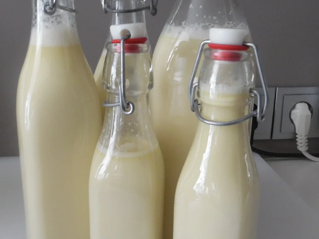 Rezept: "White-Chocolate"-Creme-Likör Bild Nr. 14649 "White-Chocolate"-Creme-Likör - Rezept - Bild Nr. 14649