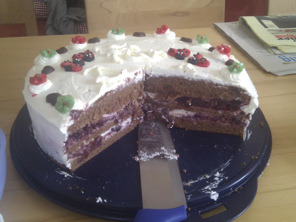 Schwarzwälderkirschtorte - Rezept - Bild Nr. 16