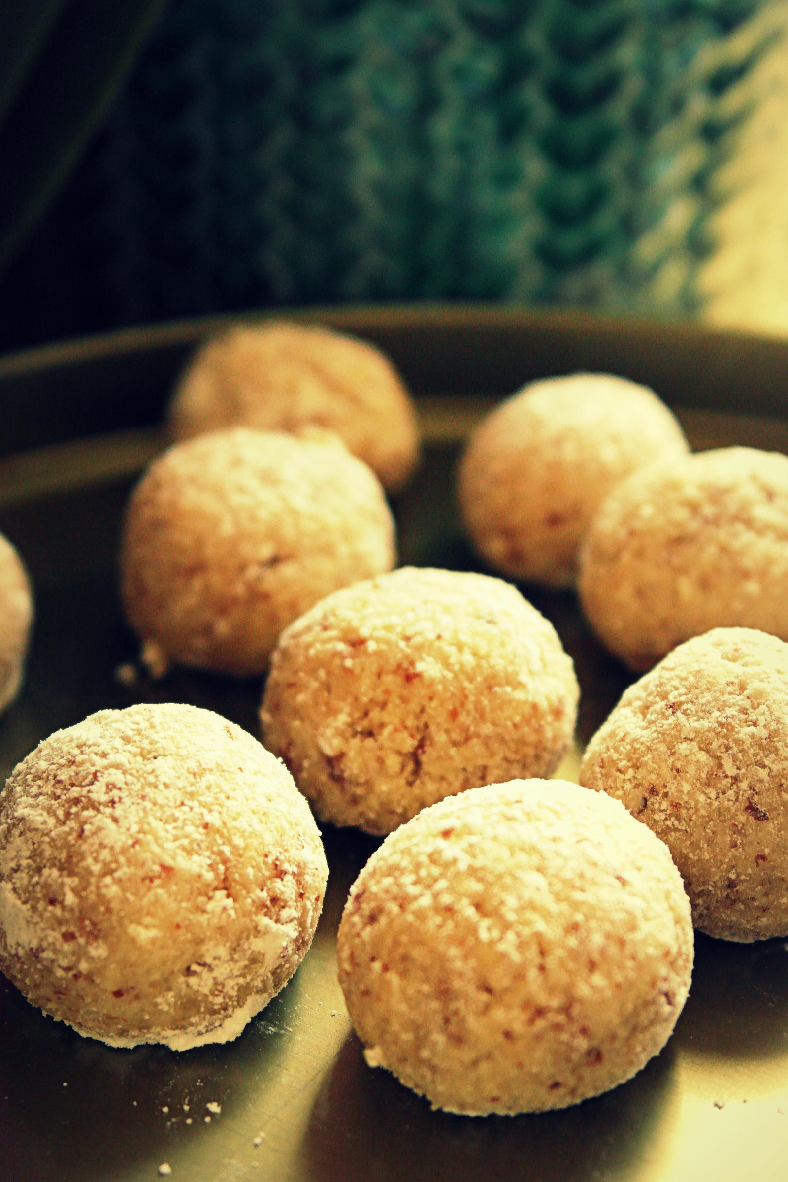 Amarettini; kleine italienische Mandel-Kekse; Plätzchen - Rezept Durch
Sri_Devi