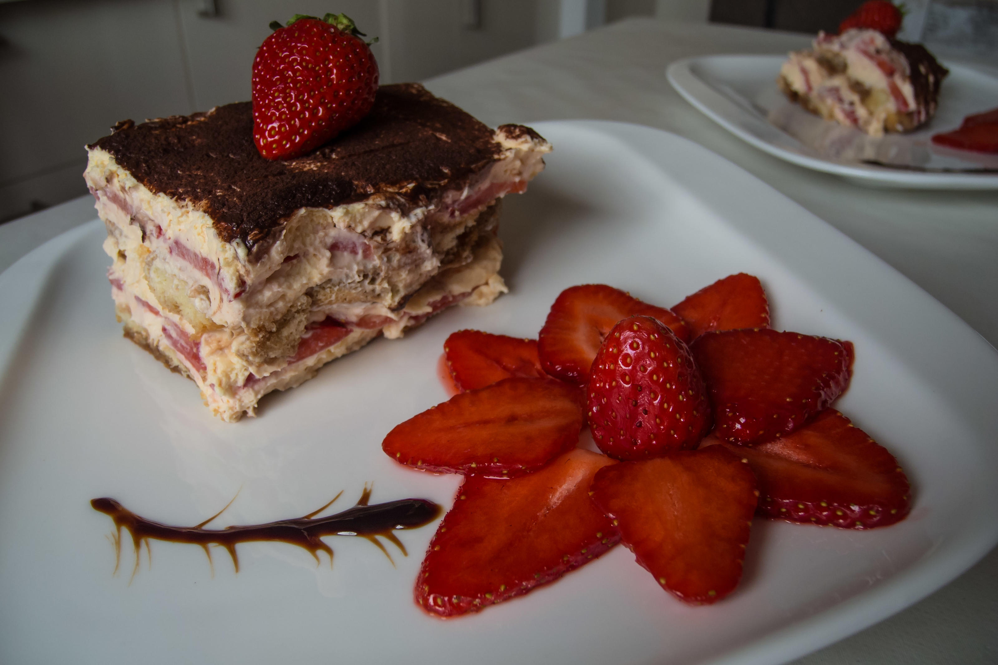 Bilder für Dessert: Erdbeer-Tiramisu - Rezept