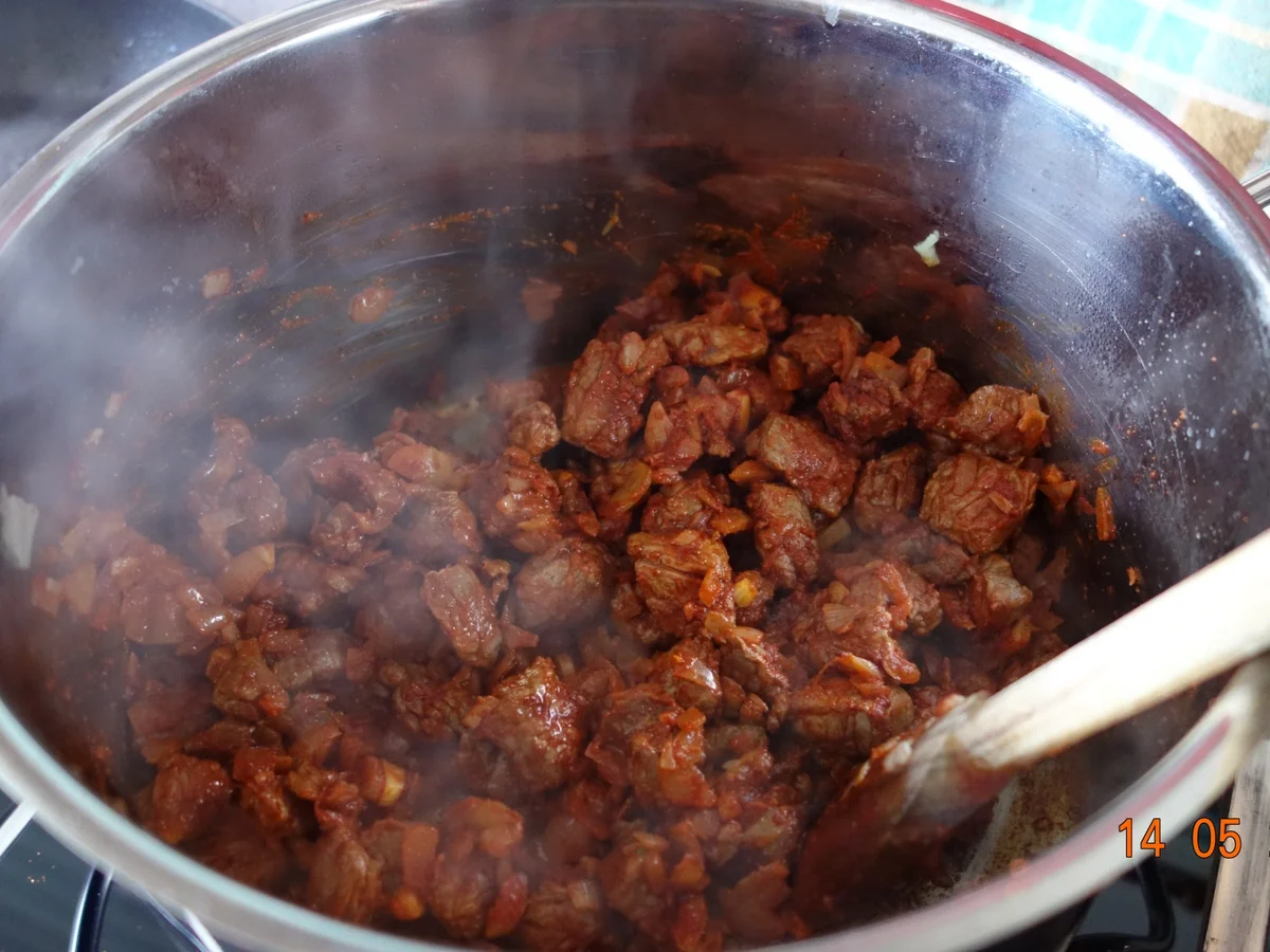 Rezept: Das wiehernde GULASCH Bild Nr. 28 Das wiehernde GULASCH - Rezept - Bild Nr. 28