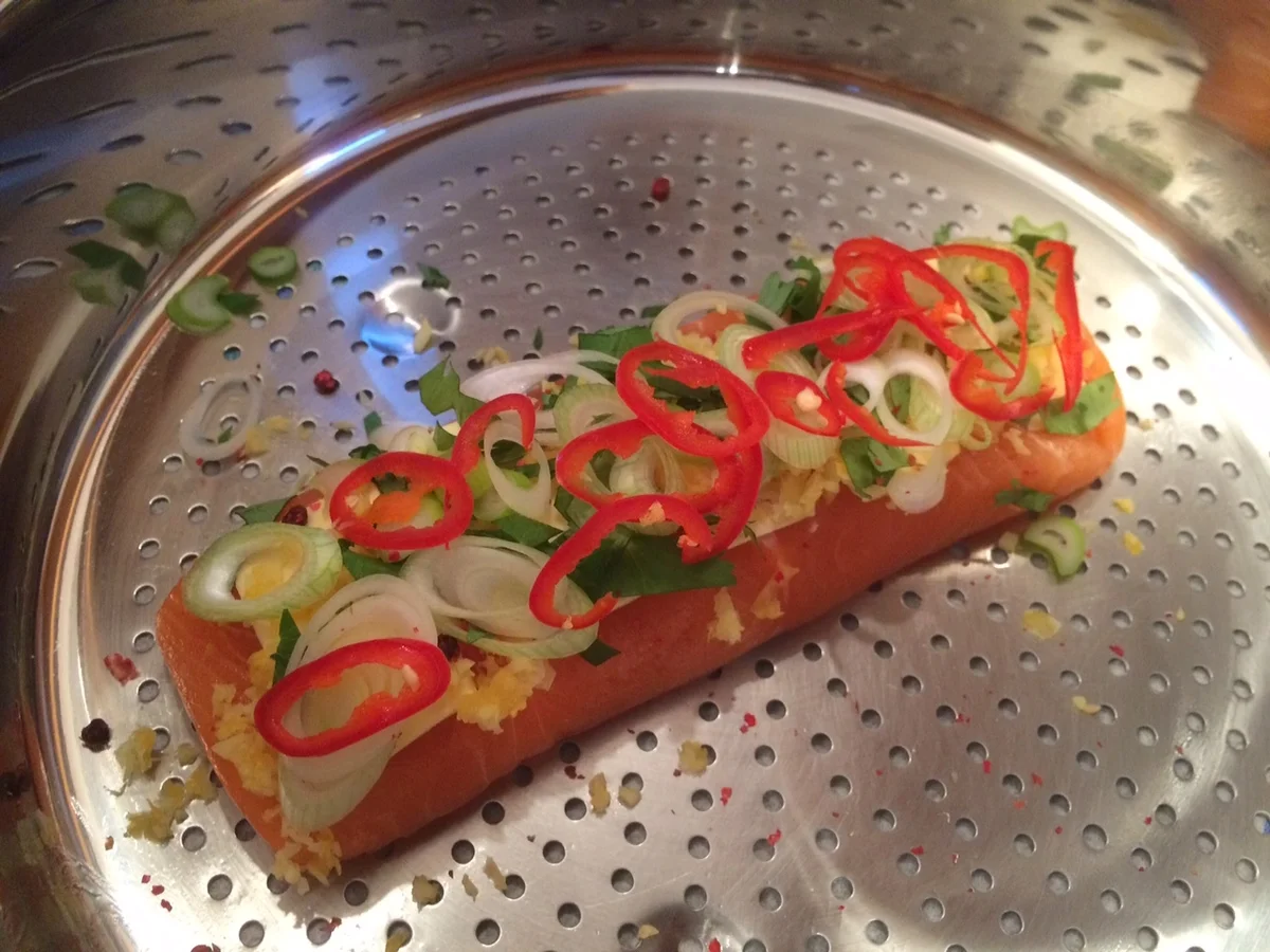 Rezept: Spargel-Kartoffel-G'röstl mit gedämpftem Lachs (oder mit gebackener Hähnchenbrust) Bild Nr. 37 Spargel-Kartoffel-G'röstl mit gedämpftem Lachs (oder mit gebackener Hähnchenbrust) - Rezept - Bild Nr. 37