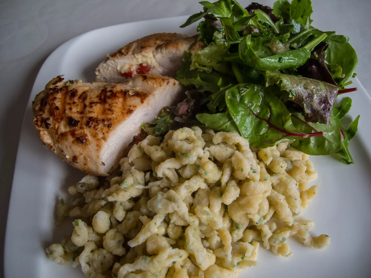 Rezept: Hähnchenfilets pikant-süß gefüllt mit Salat Bild Nr. 35 Hähnchenfilets pikant-süß gefüllt mit Salat - Rezept - Bild Nr. 35