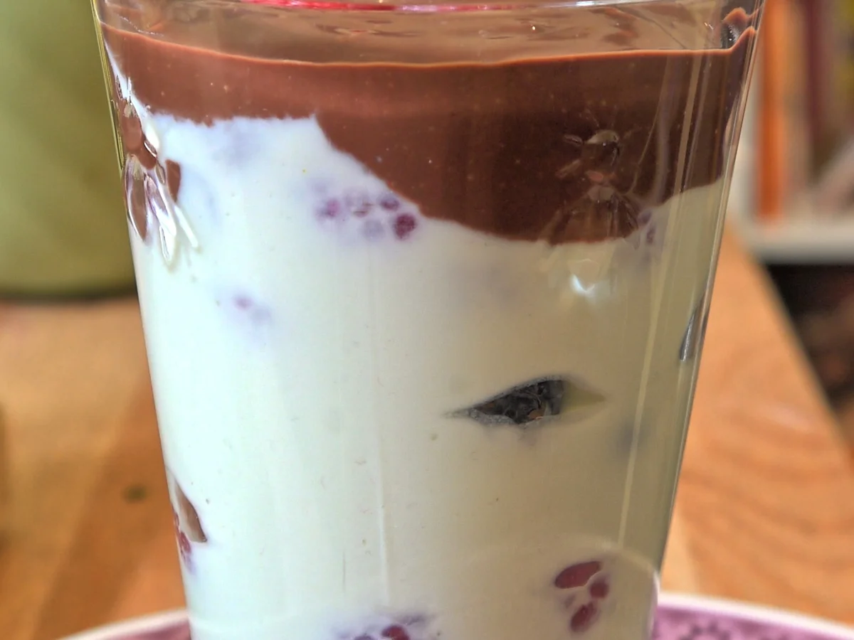 Rezept: Pistazien-Ricotta, frische Beeren, Schokolade Bild Nr. 32 Pistazien-Ricotta, frische Beeren, Schokolade - Rezept - Bild Nr. 32