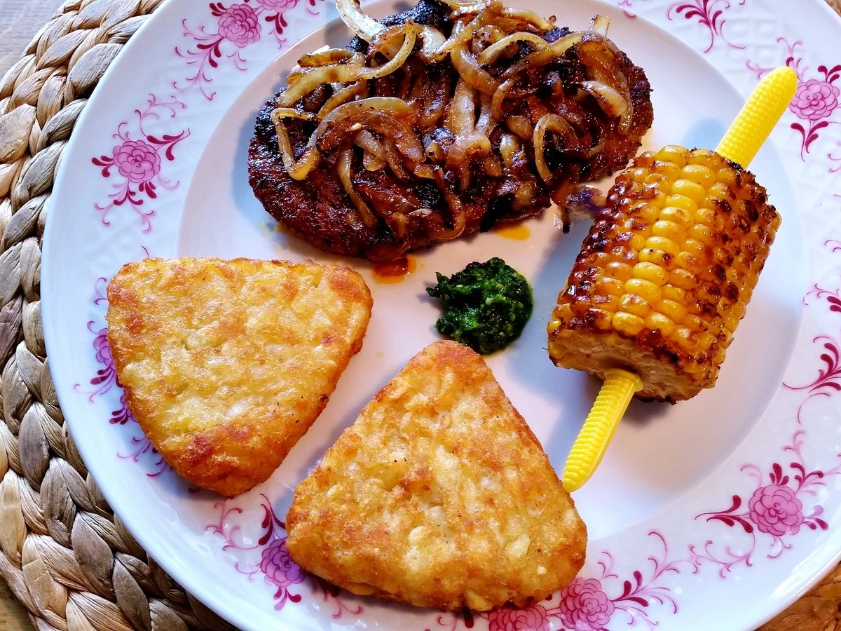 Zwiebelsteak vom Schweinenacken mit Maiskölbchen zum Abnagen - Rezept - Bild Nr. 30