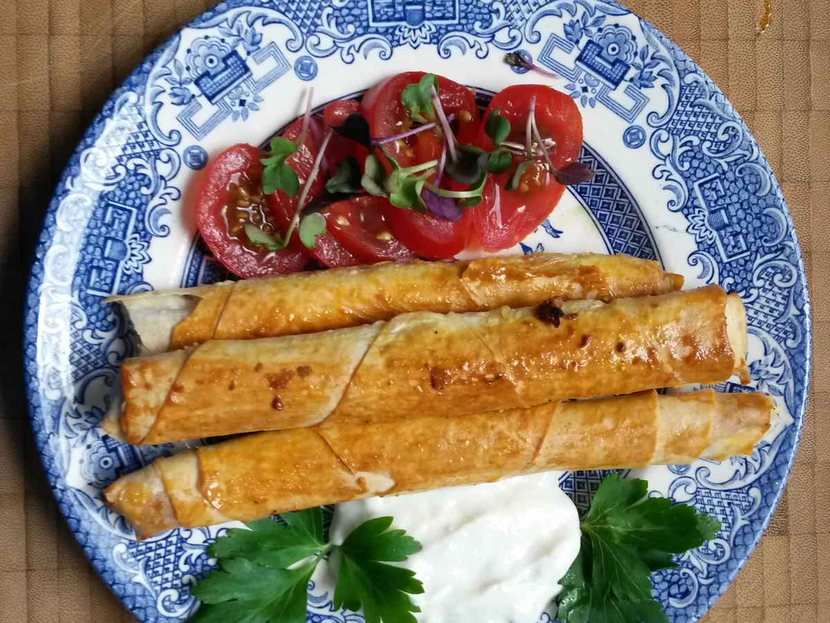 Gefüllte Teigrollen mit Hackfleisch und Feta - Rezept - Bild Nr. 31