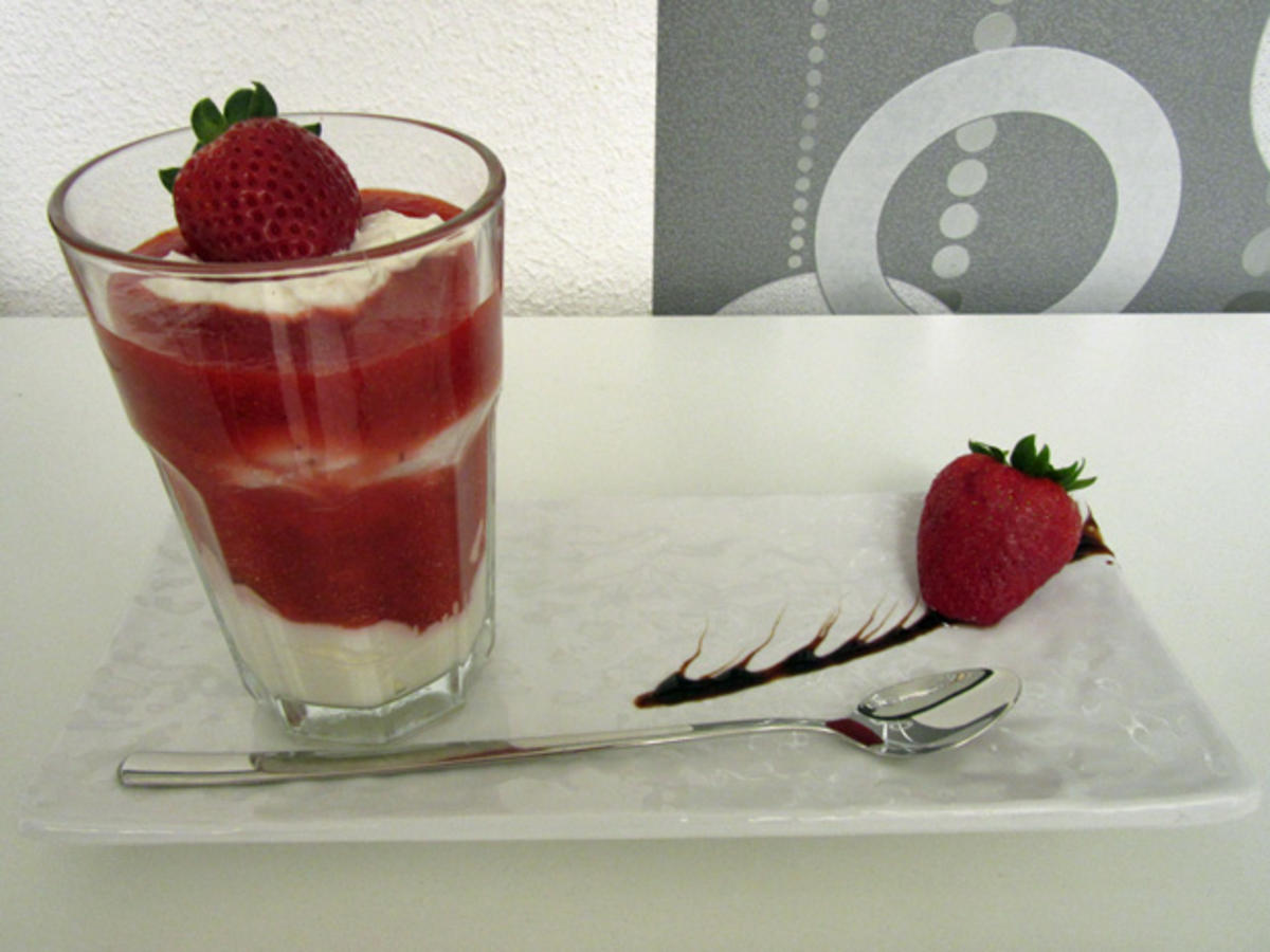 Erdbeeren mit Vanille-Eierlikörcreme - Rezept - Bild Nr. 21