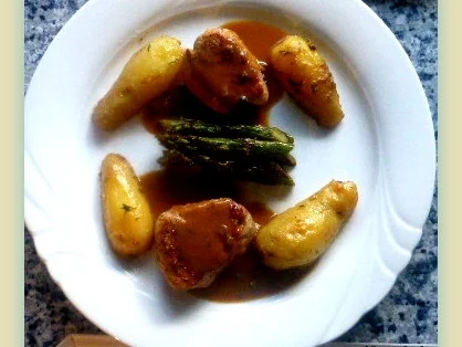 Schweinemedaillons mit Rhabarbersauce - Rezept - Bild Nr. 24