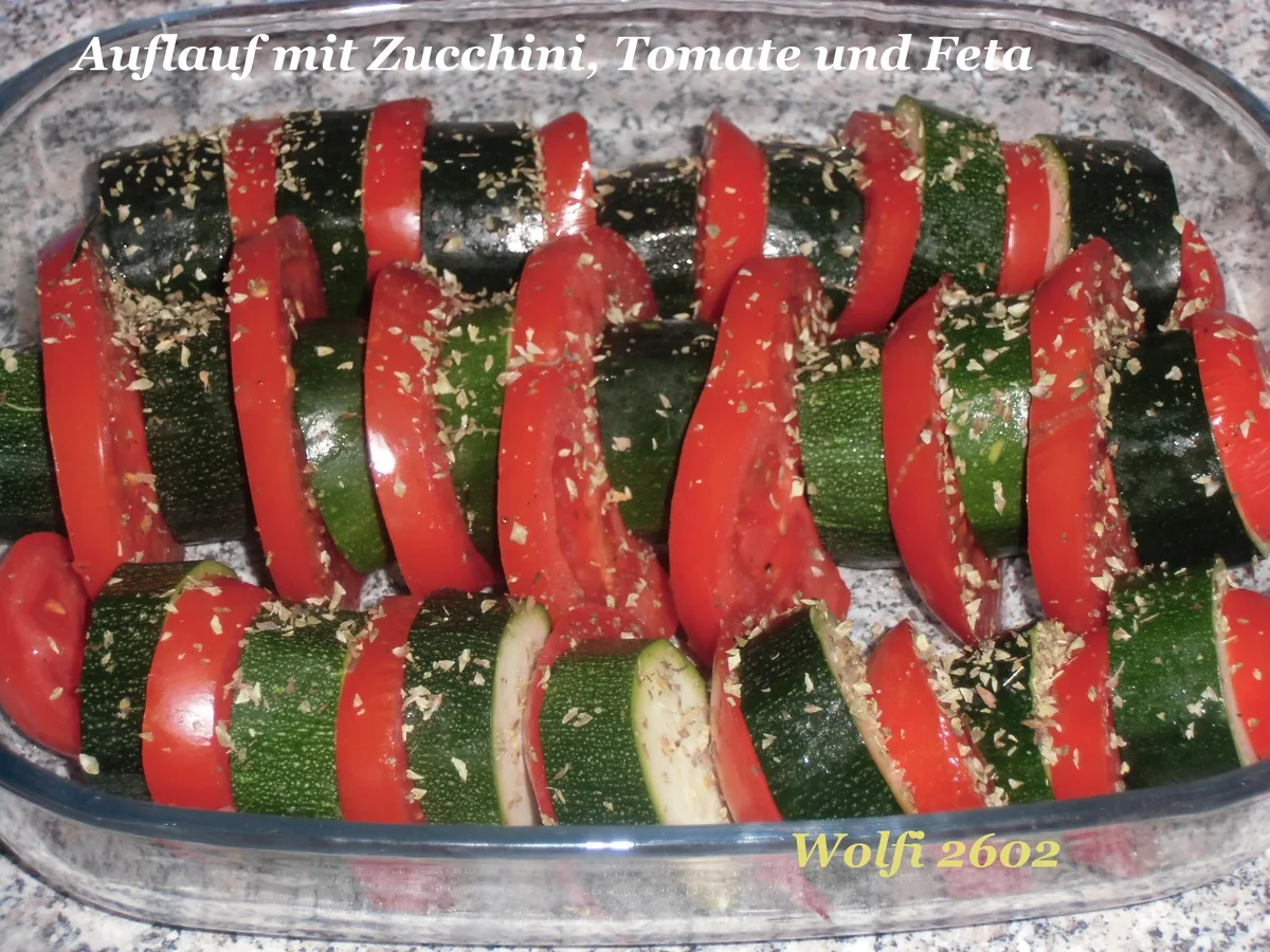 Rezept: Vegetarisch : Auflauf mit Zucchini, Fleischtomate und Feta Bild Nr. 20 Vegetarisch : Auflauf mit Zucchini, Fleischtomate und Feta - Rezept - Bild Nr. 20